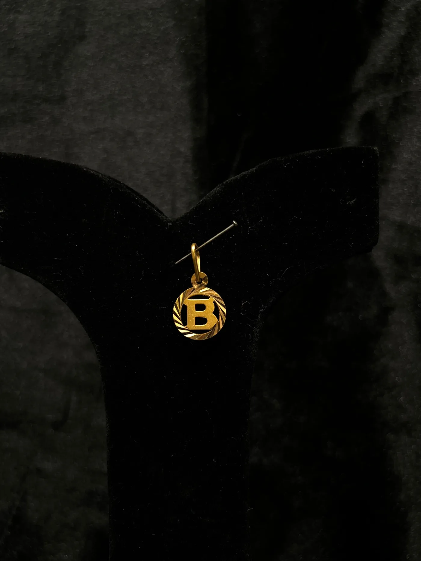 Gold Chain Pendant 08