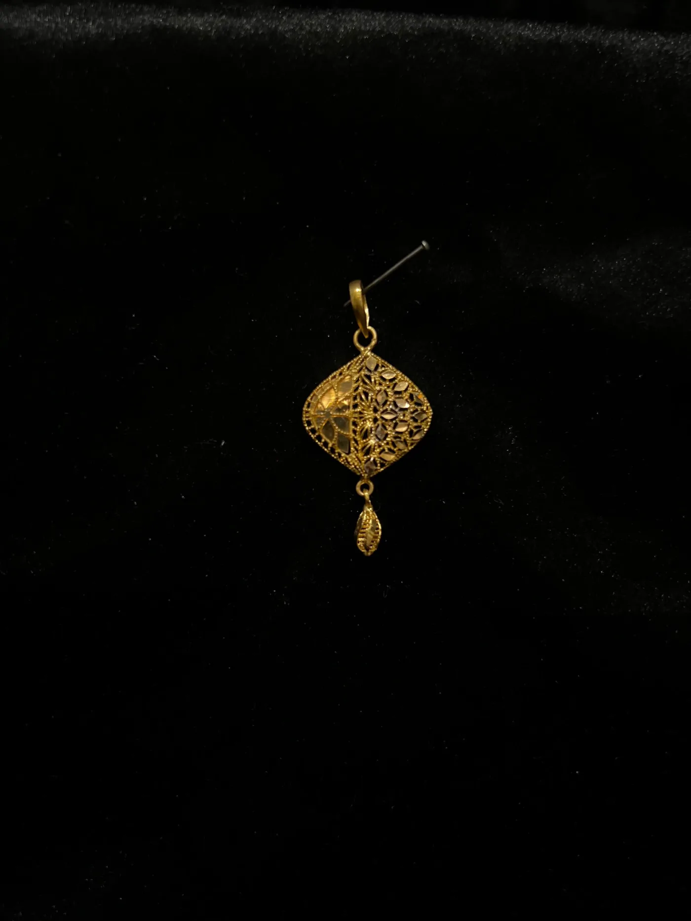 Gold Chain Pendant 14