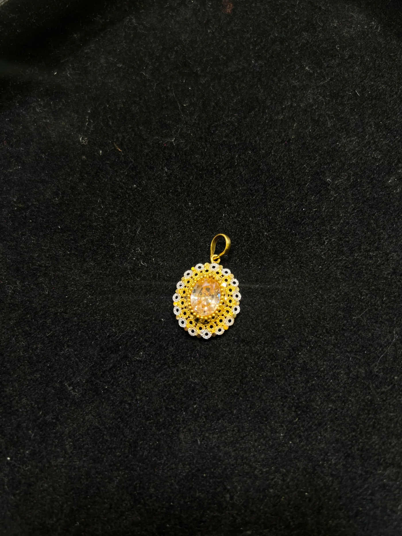 Gold Chain Pendant 16