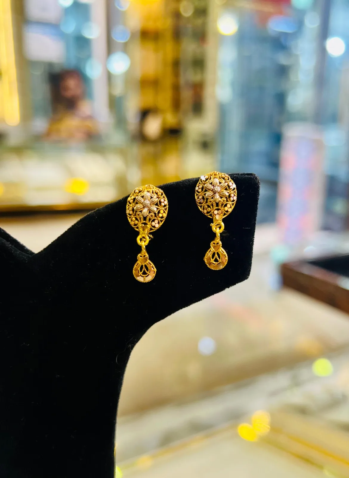 Gold Earrings 20