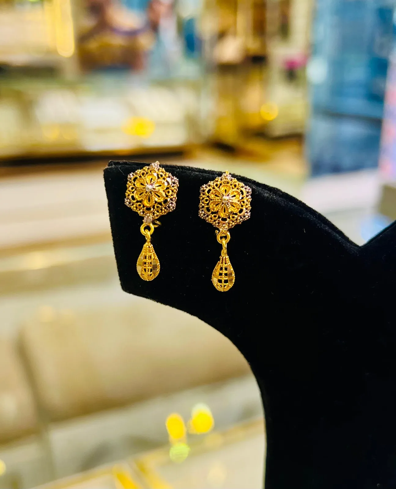 Gold Earrings 21