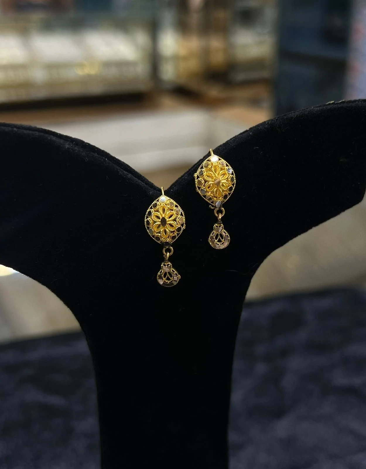 Gold Earrings 27