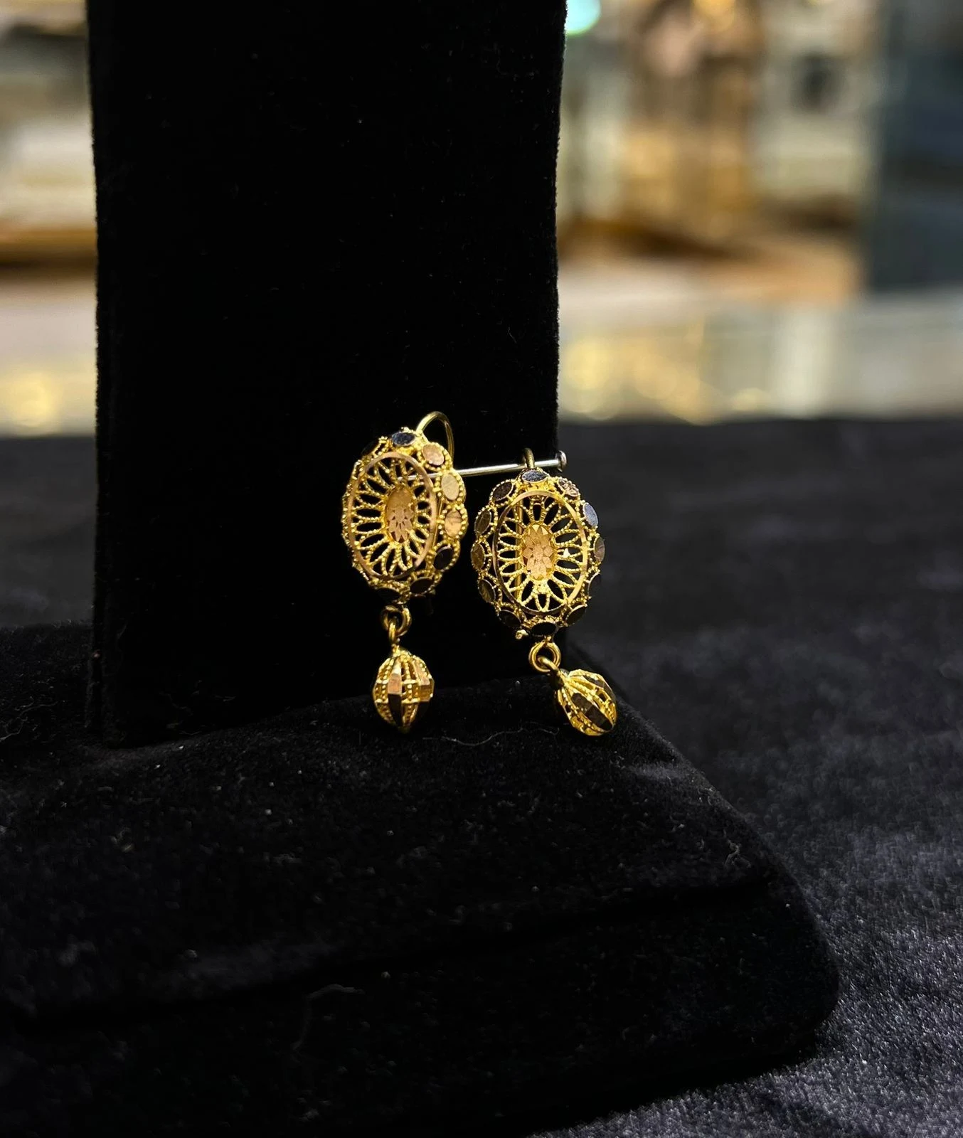 Gold Earrings 29