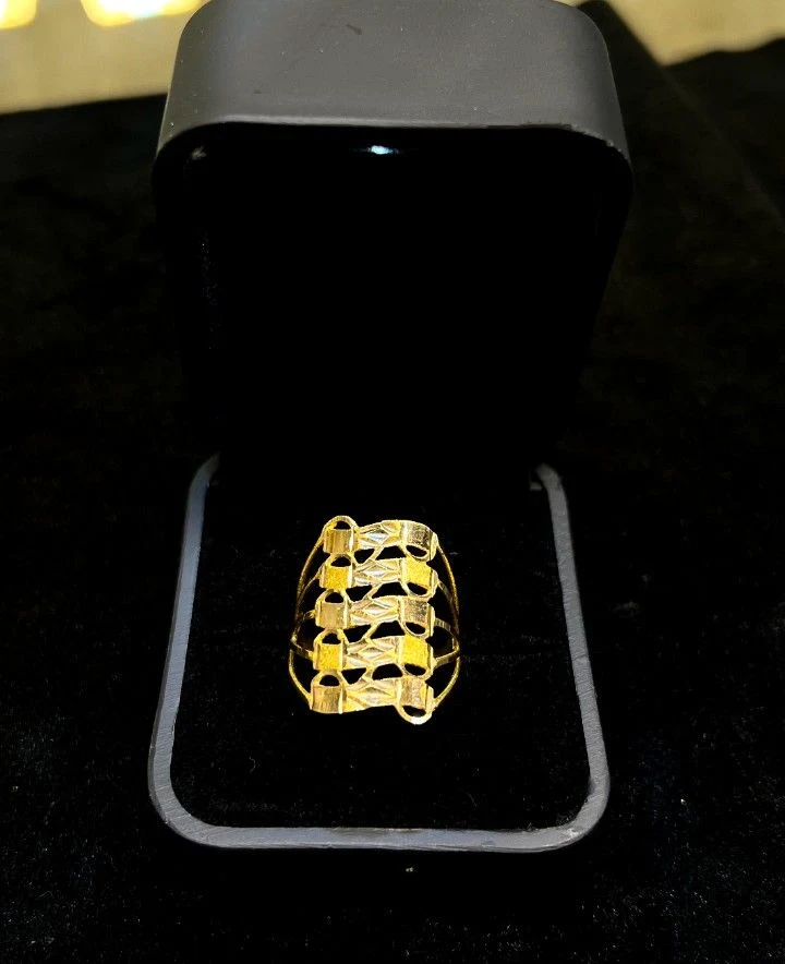 Tiered Openwork Gold Ring