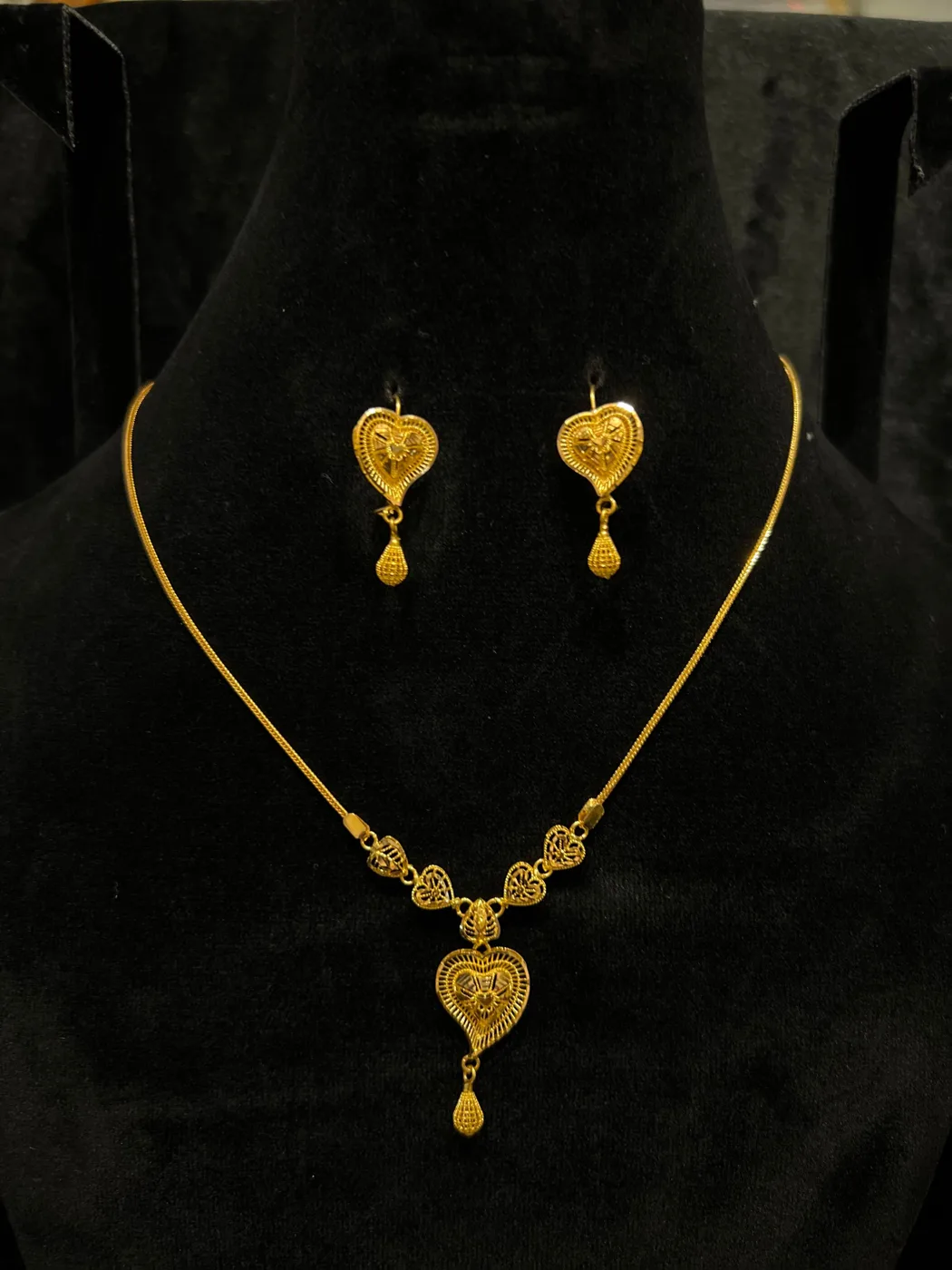 Gold Sets 06